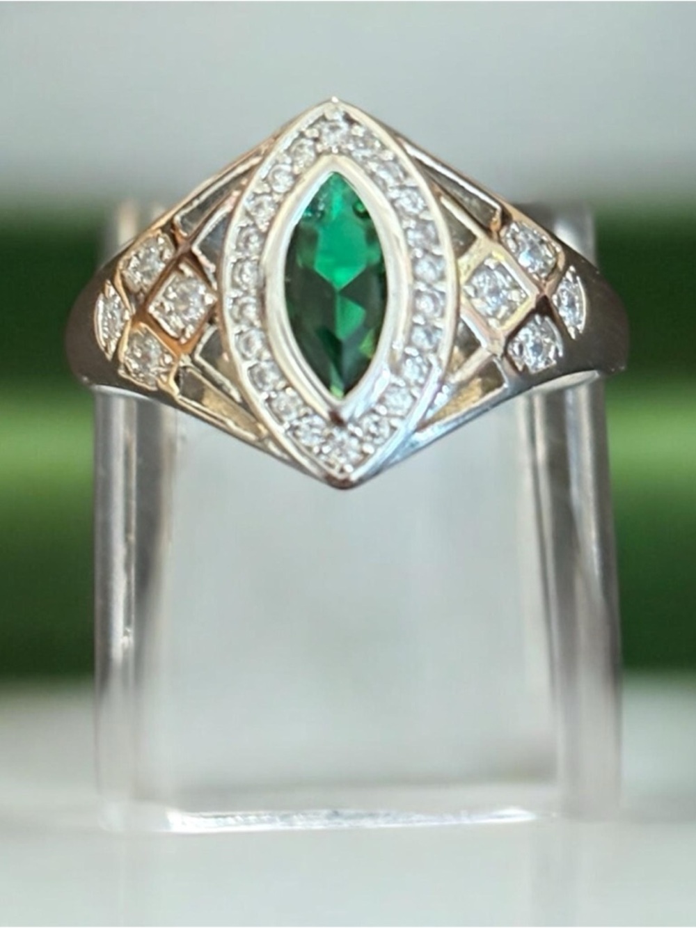 Elegant Green Marquise Gem & Pavé Halo Ring - Women Jewelry